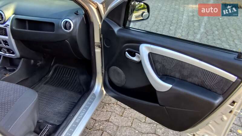 Универсал Renault Logan 2009 в Харькове