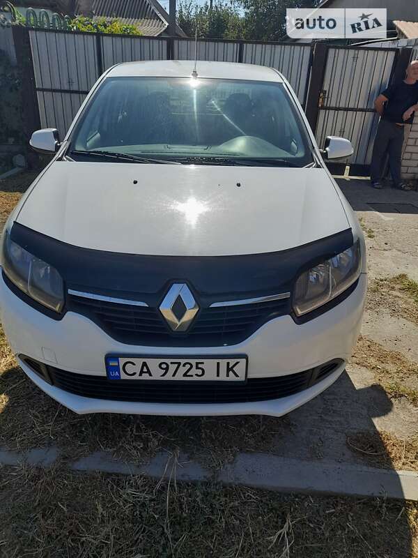 Renault Logan 2013