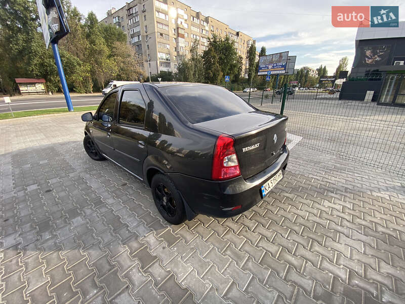 Седан Renault Logan 2011 в Киеве