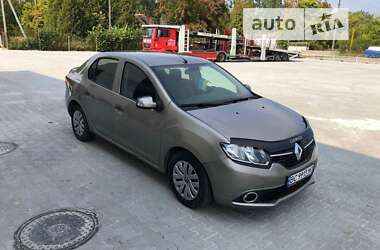 Седан Renault Logan 2013 в Львові