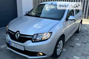 Седан Renault Logan 2013 в Львове