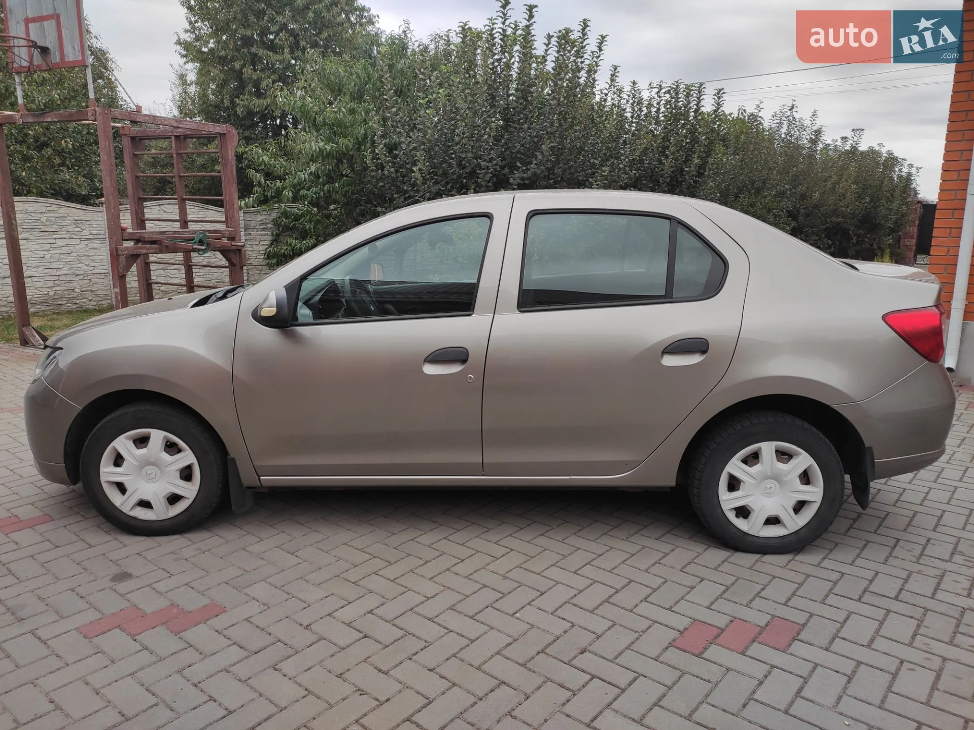 2013 Renault Logan - мініатюра 2