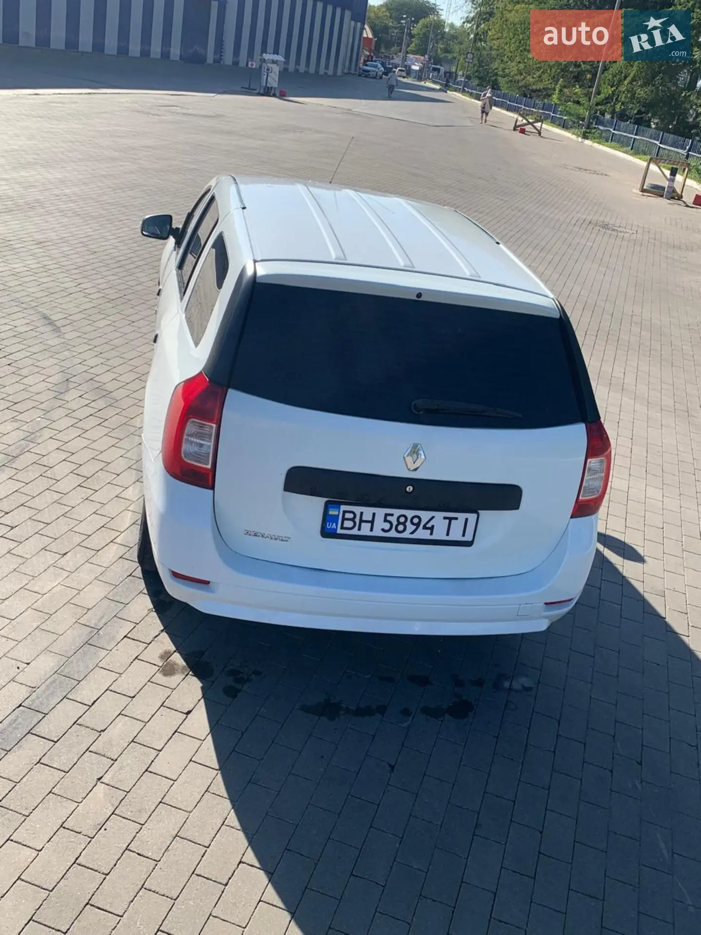2015 Renault Logan - мініатюра 4