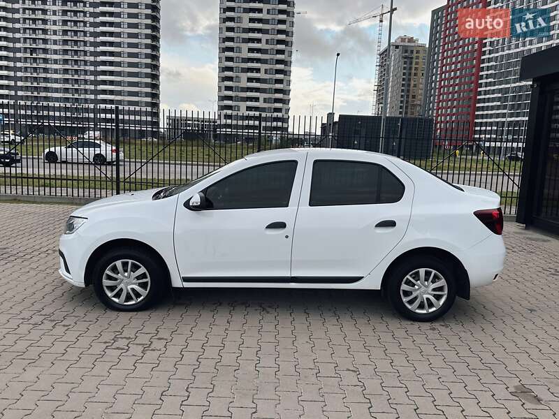 Седан Renault Logan 2021 в Киеве
