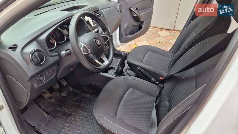 Седан Renault Logan 2018 в Тернополі
