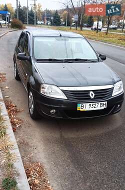 Седан Renault Logan 2010 в 