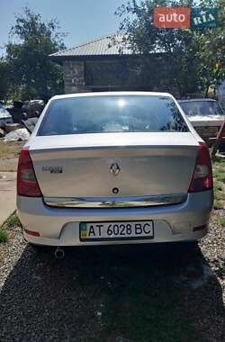 Седан Renault Logan 2011 в Ивано-Франковске