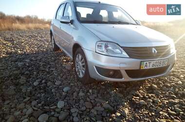 Седан Renault Logan 2011 в Ивано-Франковске