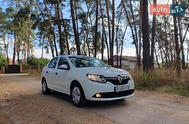 Седан Renault Logan 2014 в Чернігові