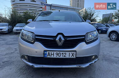 Седан Renault Logan 2013 в Дніпрі