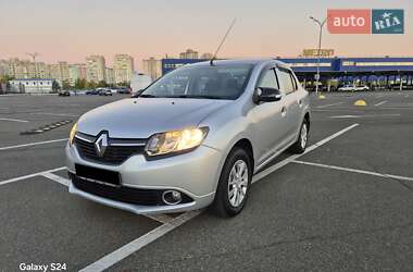 Седан Renault Logan 2013 в Киеве