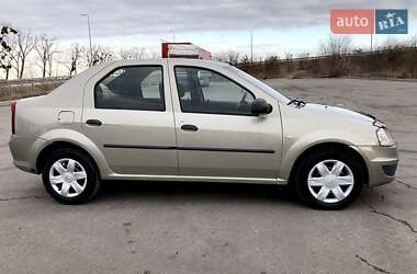 Седан Renault Logan 2011 в Белой Церкви