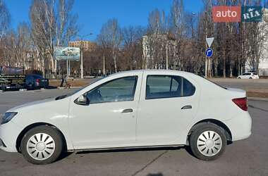 Седан Renault Logan 2013 в Запоріжжі