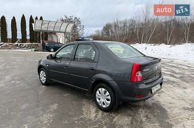Седан Renault Logan 2010 в 