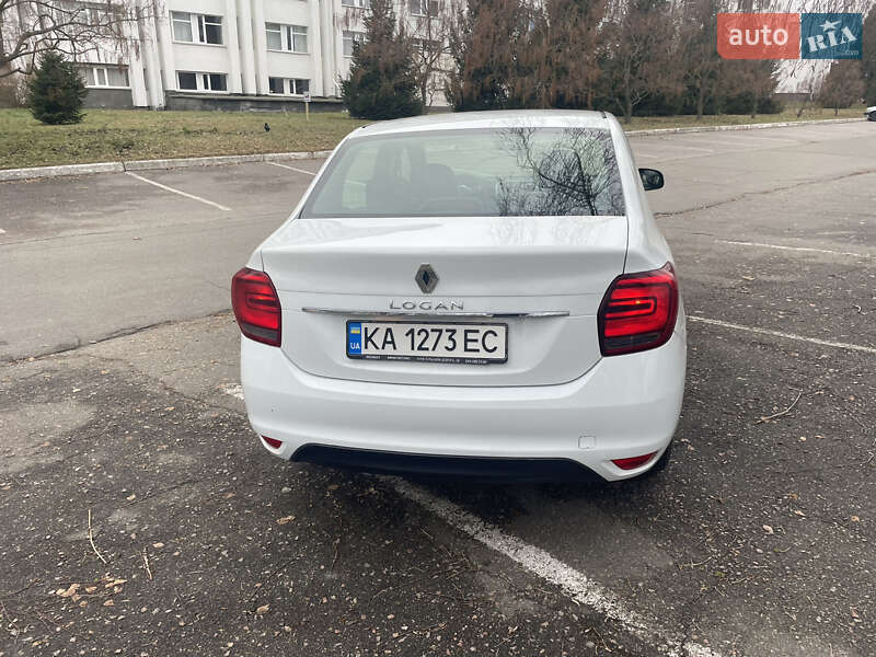 Седан Renault Logan 2021 в Киеве