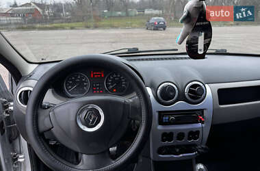 Седан Renault Logan 2012 в Днепре