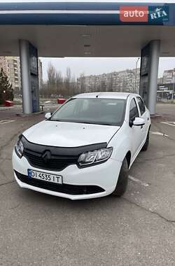 Седан Renault Logan 2015 в Миколаєві