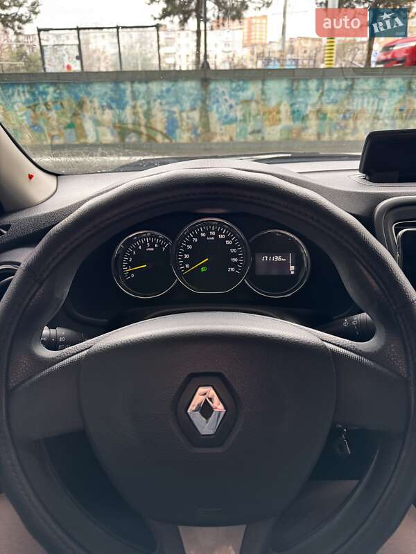Седан Renault Logan 2013 в Одесі
