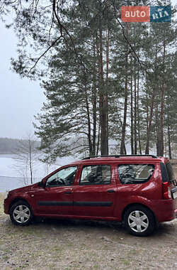 Універсал Renault Logan 2011 в Чернігові