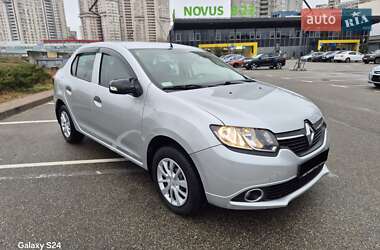 Седан Renault Logan 2013 в Києві