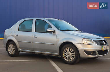 Седан Renault Logan 2011 в Сумах