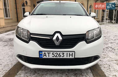 Седан Renault Logan 2013 в 