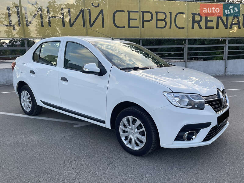 Седан Renault Logan 2018 в Киеве