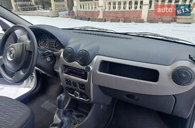 Седан Renault Logan 2011 в Виннице