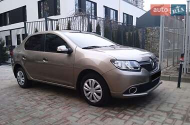 Седан Renault Logan 2013 в Львові