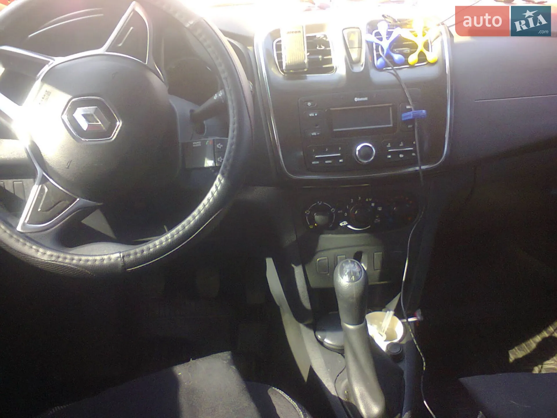 2021 Renault Logan - мініатюра 21