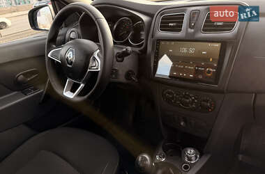 Седан Renault Logan 2019 в 