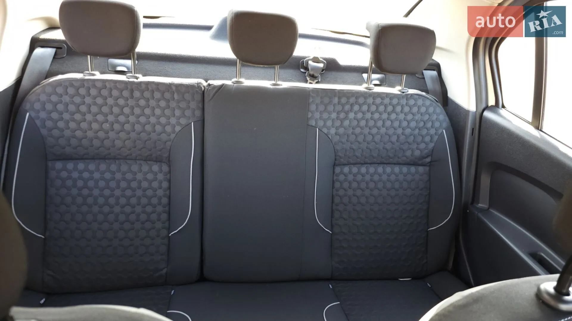 2013 Renault Logan - мініатюра 12
