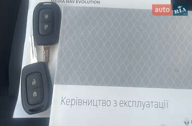 Седан Renault Logan 2021 в 