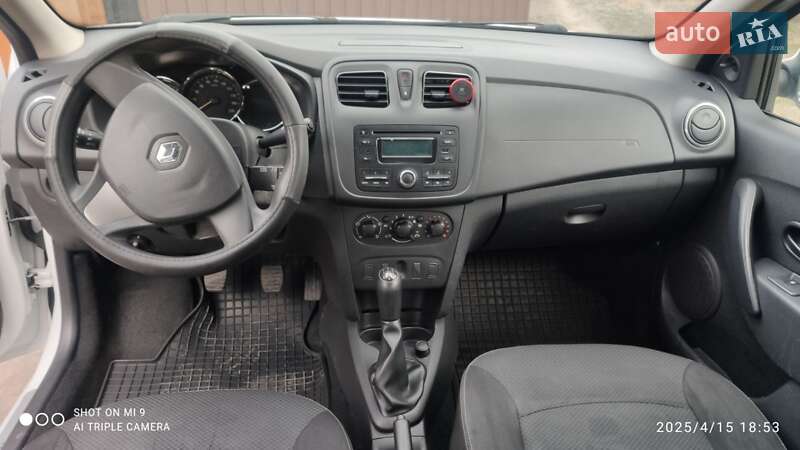 Седан Renault Logan 2014 в Козелеці
