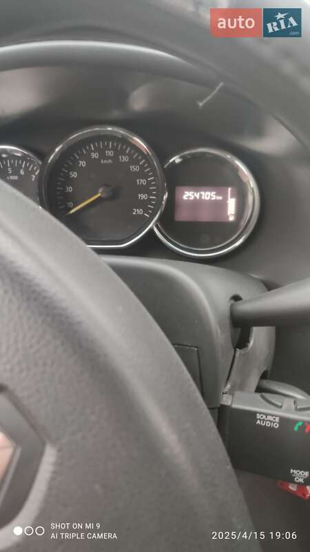 Седан Renault Logan 2014 в Козелеці