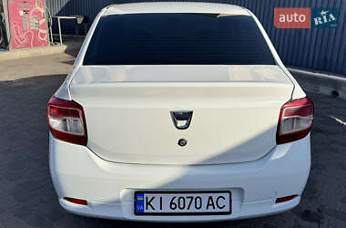 Седан Renault Logan 2013 в 