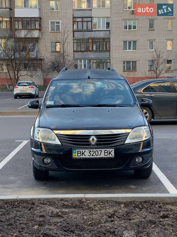 Универсал Renault Logan 2011 в Сарнах
