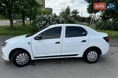 Седан Renault Logan 2019 в 