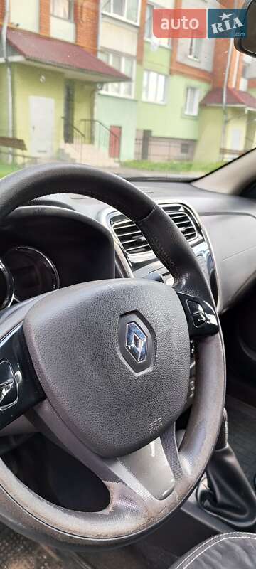 Седан Renault Logan 2013 в Дрогобыче