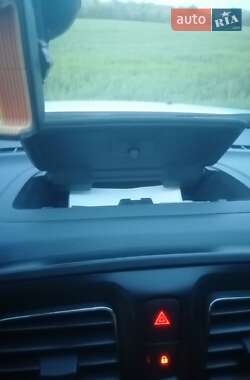 Седан Renault Logan 2013 в 
