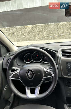 Седан Renault Logan 2019 в 