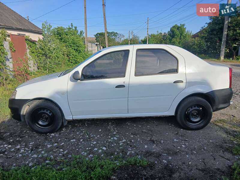 Седан Renault Logan 2011 в Днепре