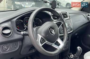 Седан Renault Logan 2018 в 