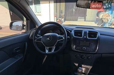 Седан Renault Logan 2019 в 