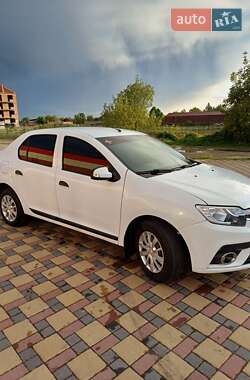 Седан Renault Logan 2017 в 