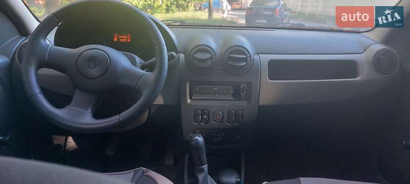 Седан Renault Logan 2009 в Чернигове