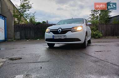 Седан Renault Logan 2016 в 