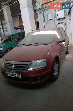 Седан Renault Logan 2012 в Луцке
