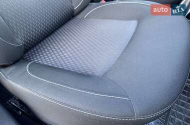 Седан Renault Logan 2019 в 