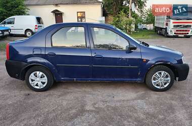 Седан Renault Logan 2010 в 